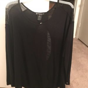 FTF active open back shirt